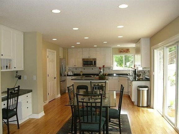 Kitchen with Island