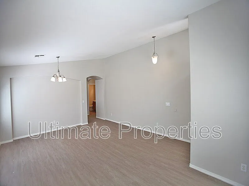 Building Photo - 3339 W Maldonado Rd