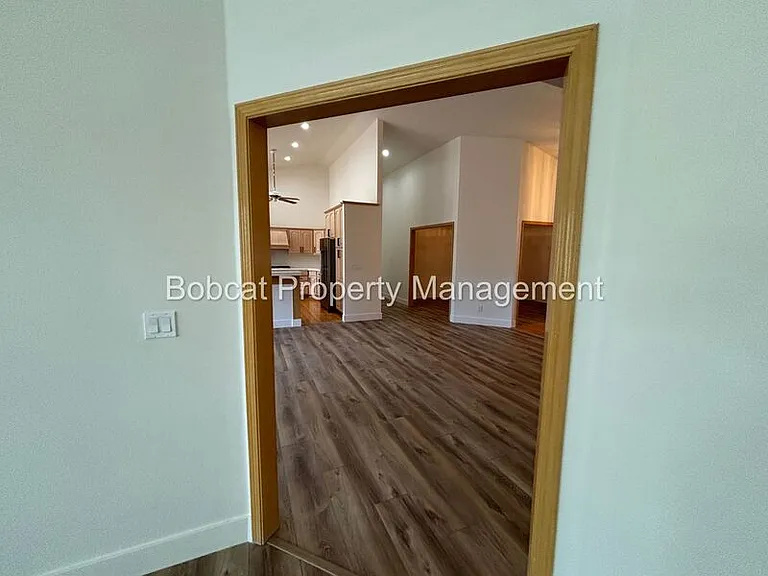 1300 Bridle Way — Photo 16