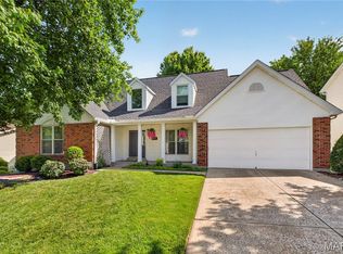 2133 Telford Dr, Saint Louis, MO 63125