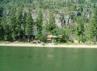 1752 River Rd W, Plains, MT 59859