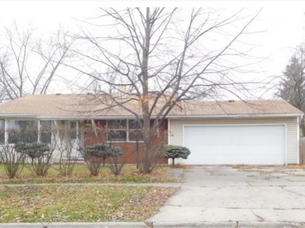 1759 Kingston Cir, Carpentersville, IL 60110