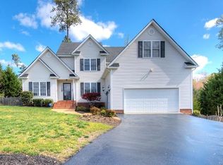 1406 Westbury Knoll Ln, Midlothian, VA 23114