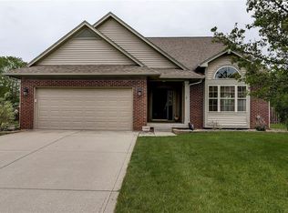 3118 Saddlehorn Dr, Carmel, IN 46033