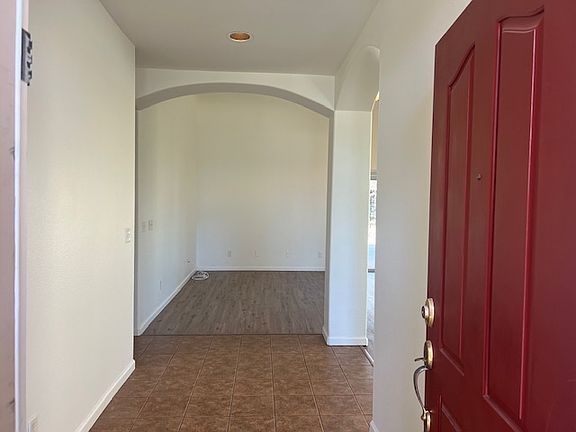 2nd image of 2842 E Emerald Ave