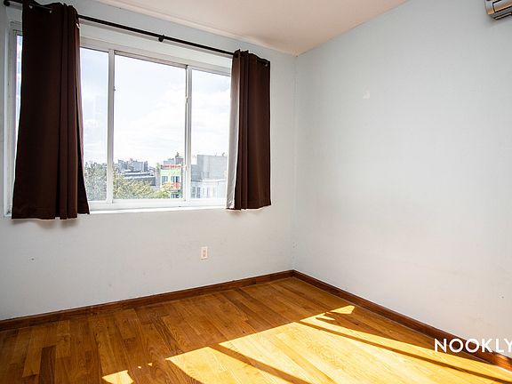 4th image of 176 Wilson Ave #4B