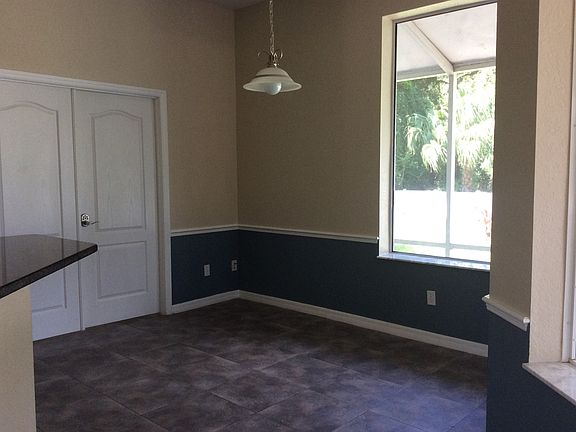 5th image of 736 Oakwater Ln