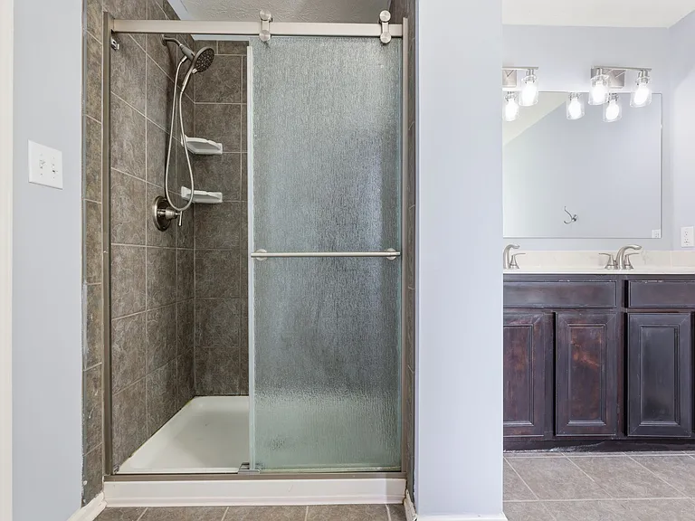 12250 Eddington Pl — Photo 28