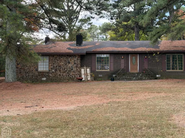 1211 Bennett Dr, Jonesboro, AR 72401