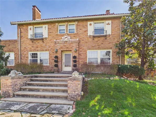 304 W 9th St, Fort Scott, KS 66701