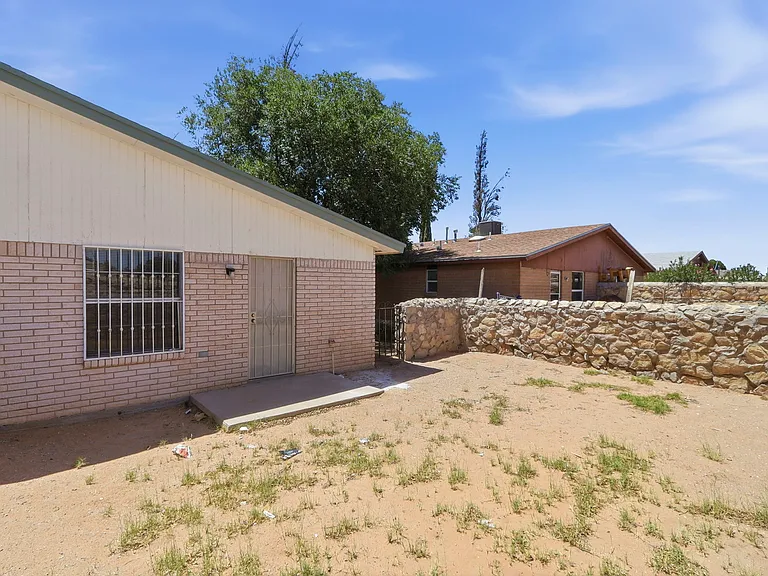 2918 E Glen Dr #B — Photo 7