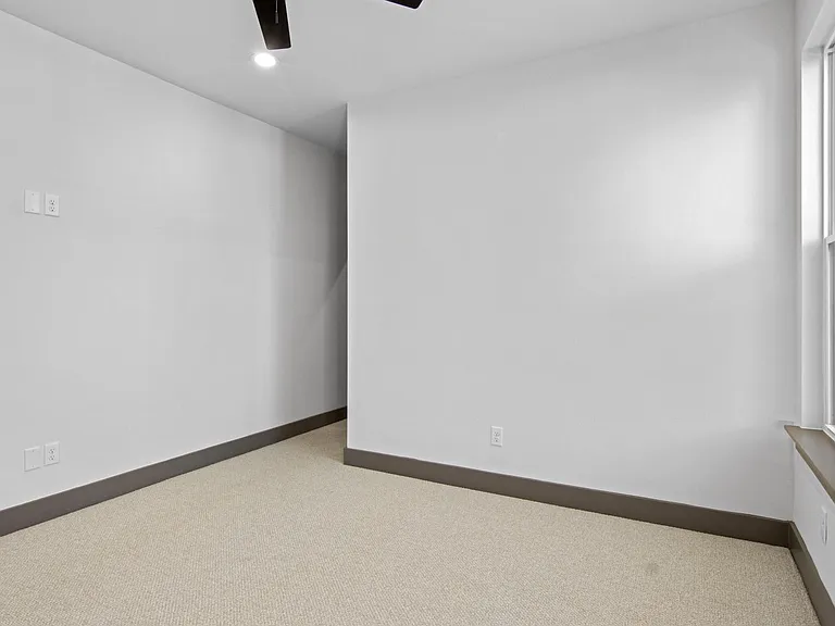 4805 Paula St #A — Photo 28