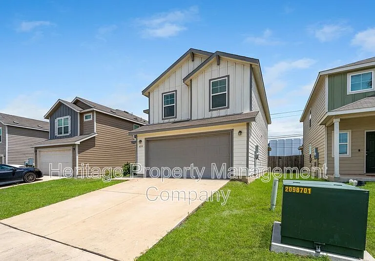 6231 Antares — Photo 2