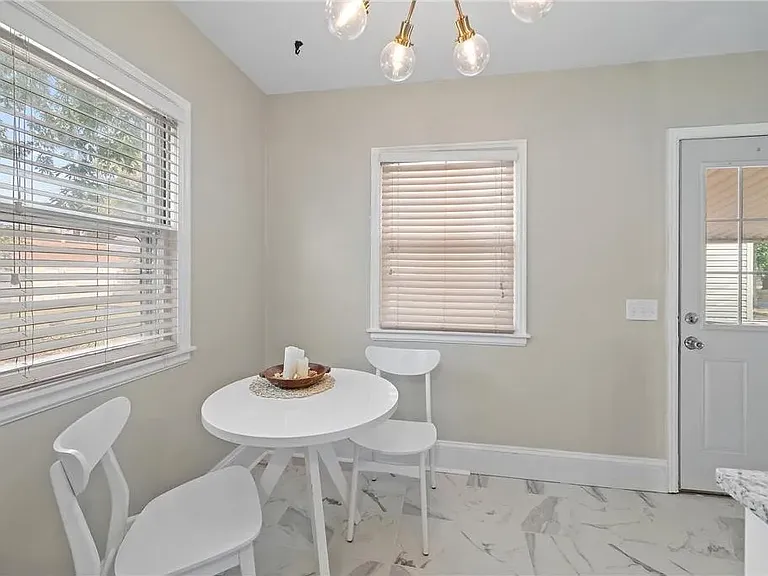 4014 Regent Ave N — Photo 10