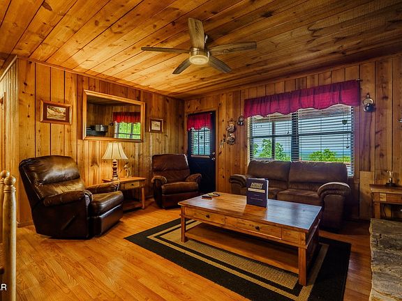 5th image of 3487 Bear Mountain Ln