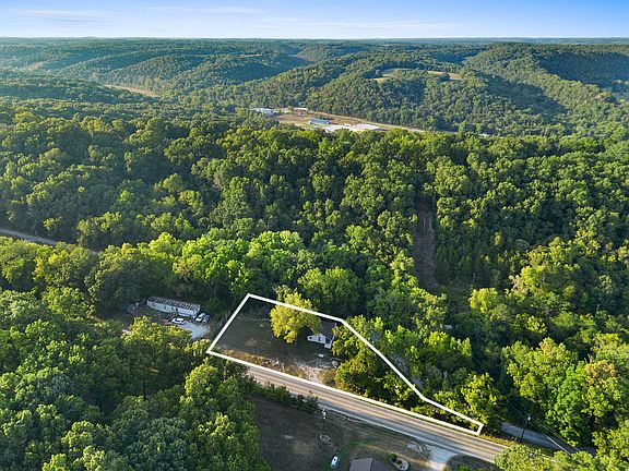 2nd image of 573 W State Highway 248