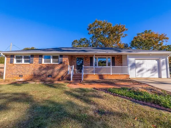 917 Beverly Dr, Spartanburg, SC 29303