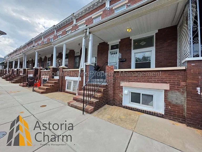 1726 Darley Ave — Photo 2
