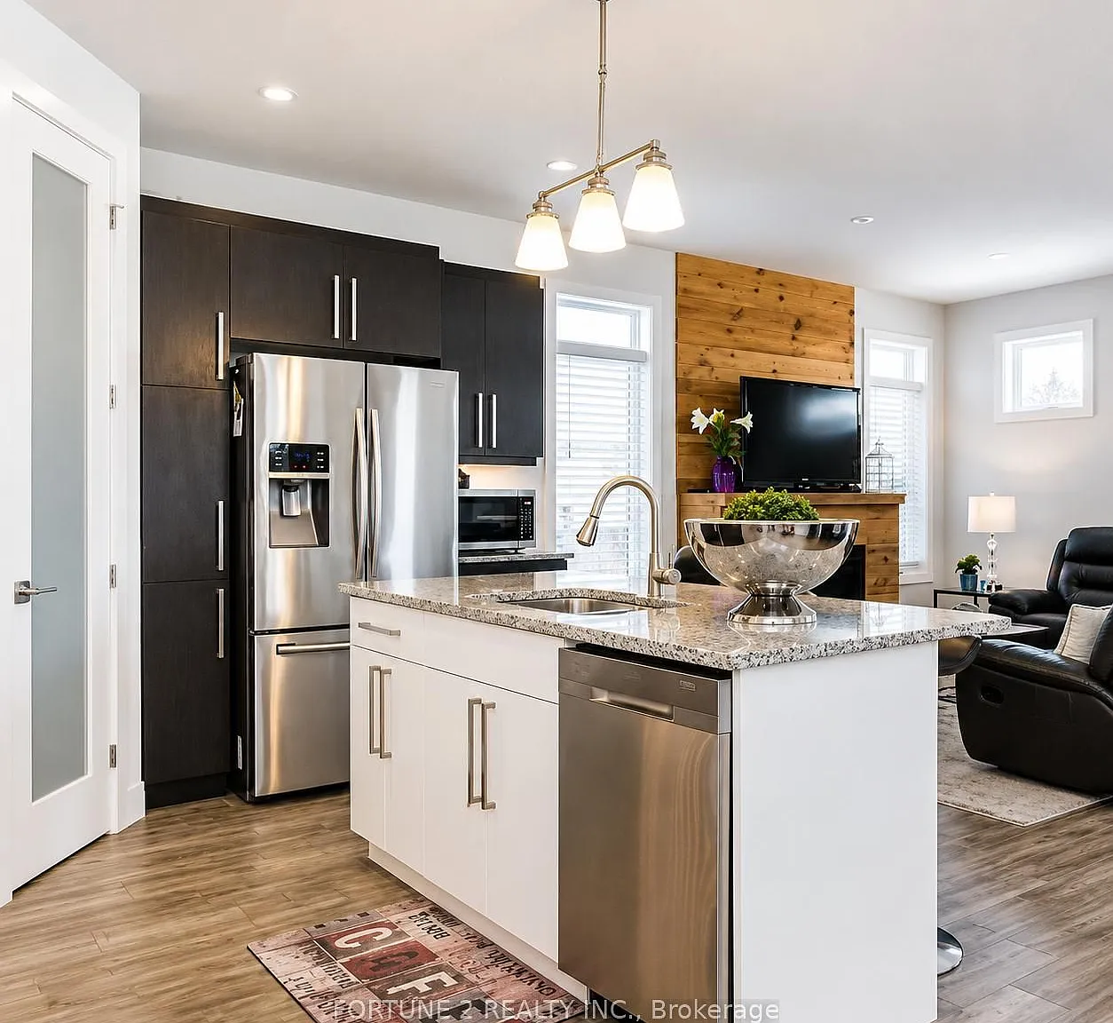 3 bed, $2,850 — Photo 4