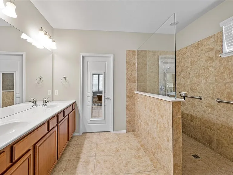 25411 Melody Canyon Ct — Photo 19