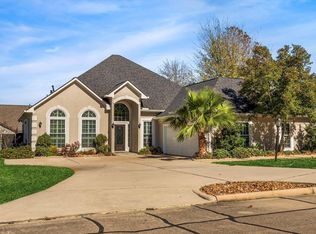 98 Victoria Dr W, Montgomery, TX 77356