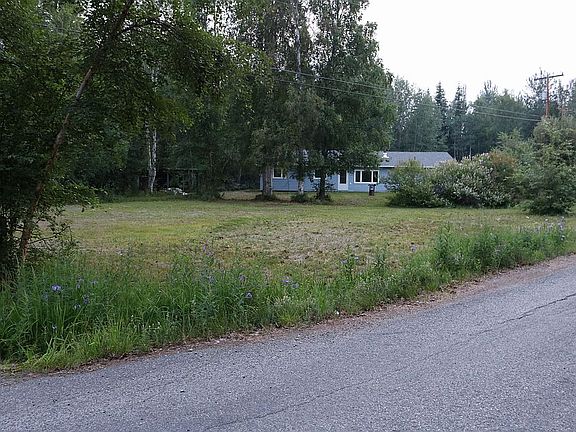 2nd image of 1190 Vicki Ln