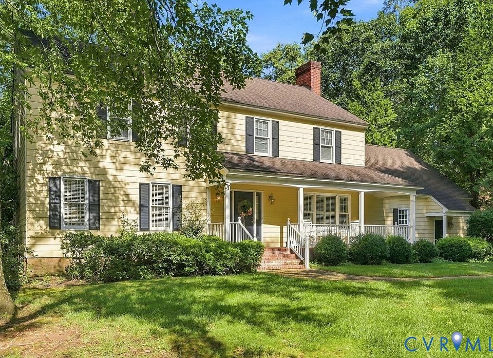 1st image of 2120 Heathland Dr