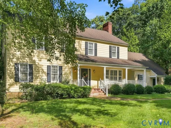 2120 Heathland Dr, Midlothian, VA 23113