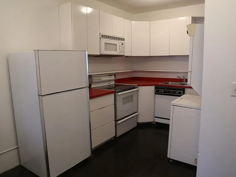 53 Grove St #1 — Photo 4
