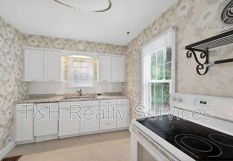 5946 Haverford Ave — Photo 14