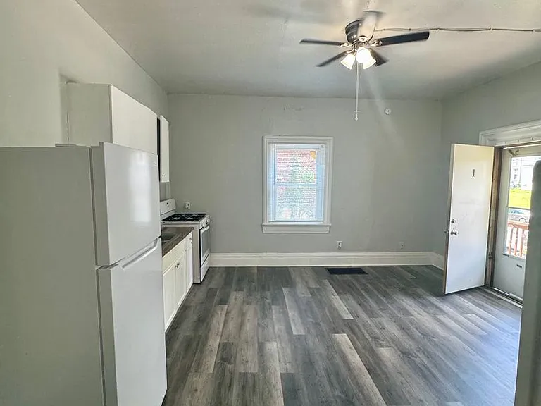 2714 May St — Photo 3