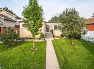 504 Maple Ave, Willow Springs, IL 60480