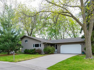 1874 Skillman Ave W, Roseville, MN, 55113