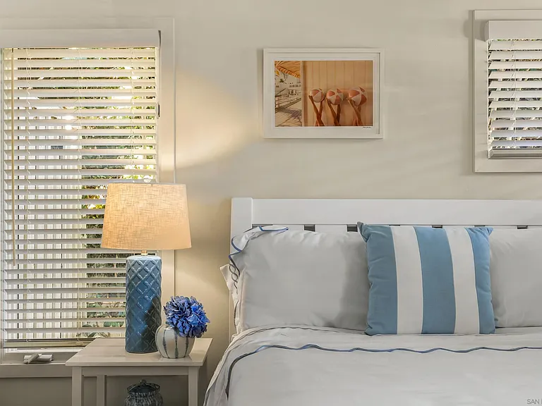 2122 Paseo Dorado — Photo 18