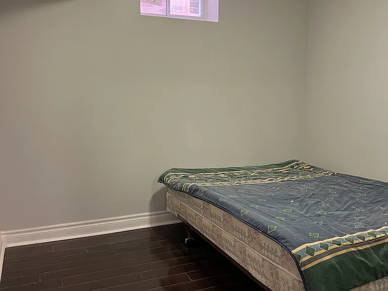 19 Sir Michael Pl #BASEMENT — Photo 3