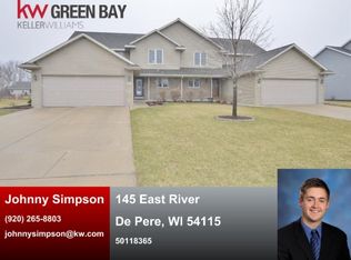 145 E River Dr, De Pere, WI 54115