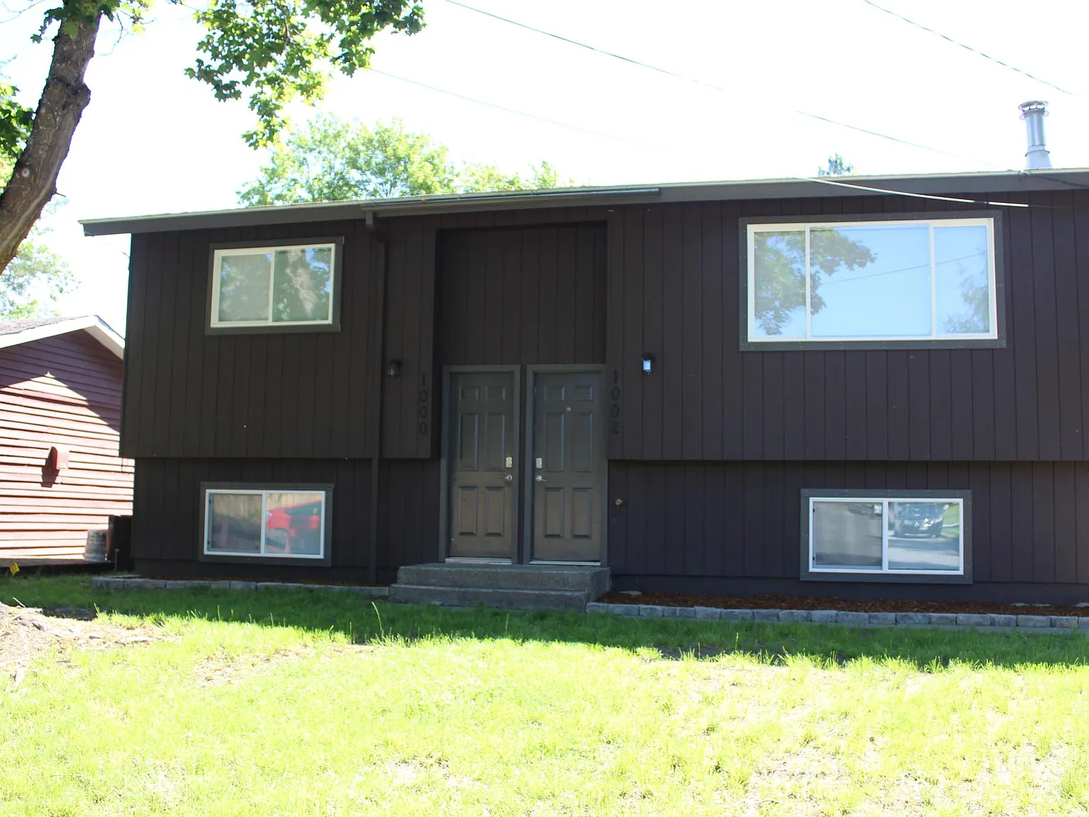 2 bed, 850 sqft, $1,700 — Photo 1