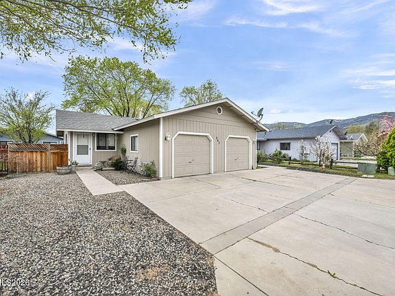 2nd image of 367 Sarah Dr