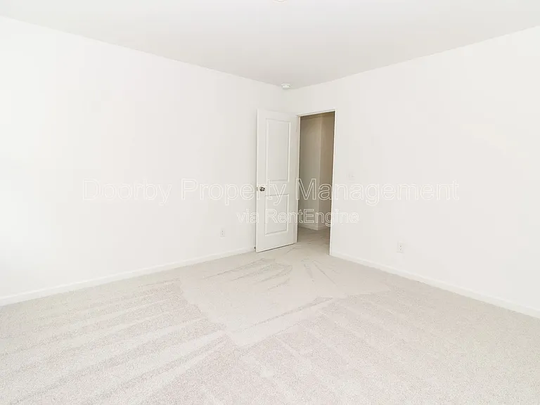 115 Saddlebred Way — Photo 19