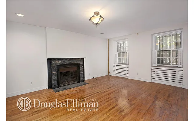 Rented by Douglas Elliman | media 17