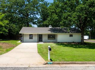 1713 Pineridge St, Longview, TX 75604