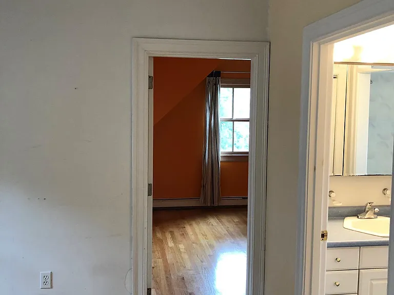 22 Freemont St — Photo 10