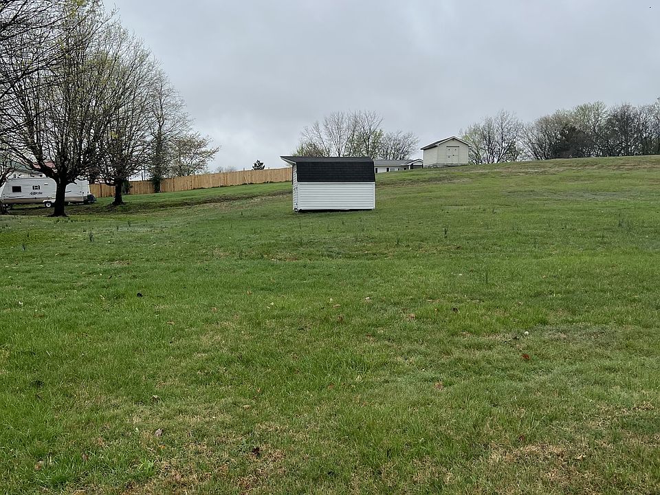 2nd image of 0 Thompson Ln