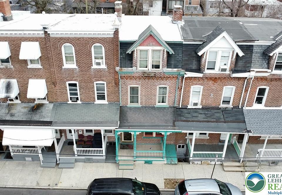 1st image of 623 Park St