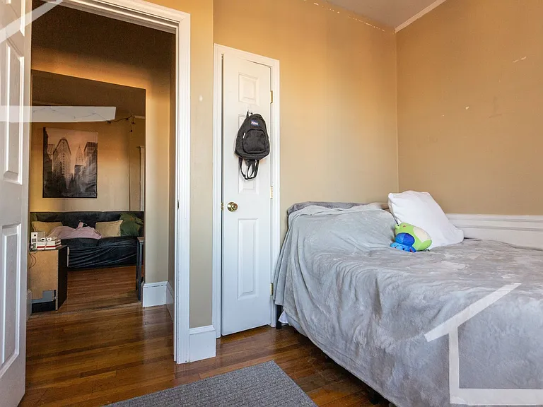 30 Egmont St #9 — Photo 6