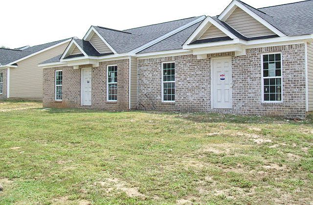 1st image of 439-441 Metz Drive