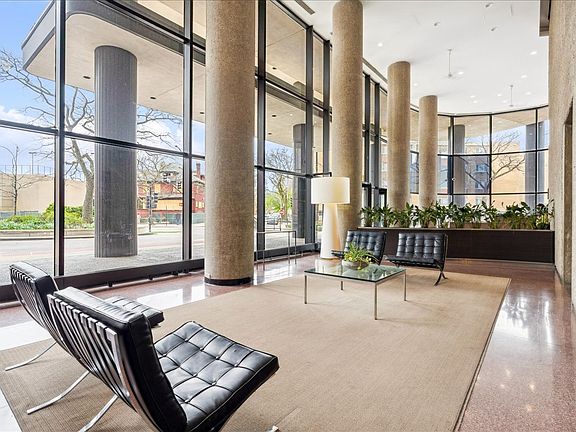 3rd image of 5415 N Sheridan Rd APT 5409