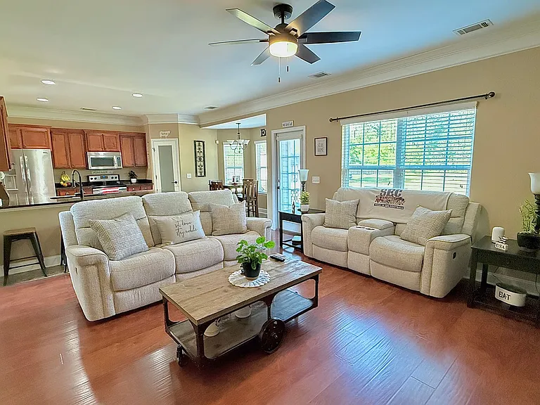 470 Briarcrest Dr NE — Photo 14