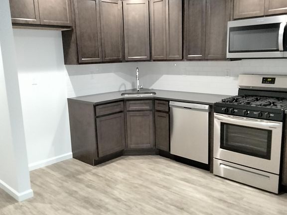 5th image of 62 Hillmeyer Ave #2