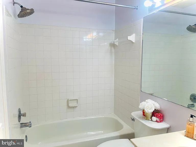 10210 Ashbrooke Ct #A21 — Photo 16